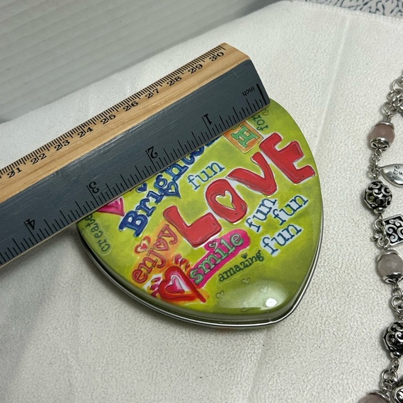 Brighton Power of Pink 2007 Charm Bracelet Silver Plated 9" & Small Tin - Picture 10 of 10